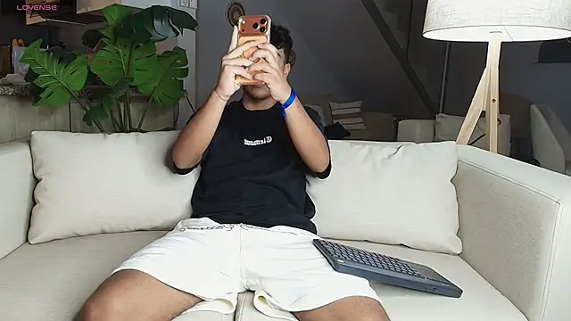 CHR58  online show from February 13, 11:45 pm