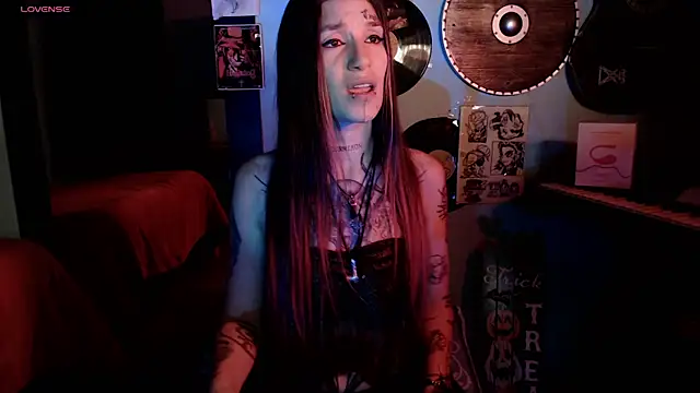 lilithword online show from December 20, 1:12 am