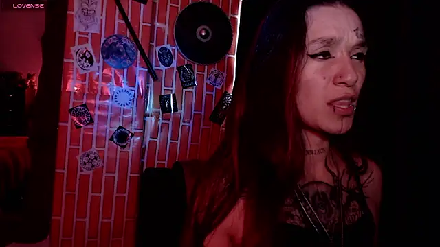 Snapshot of lilithword chatting on February 22, 8:40 pm lilithword online show from February 22, 8:40 pm