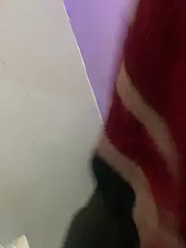 Snapshot of mohamed75893 chatting on November 8, 9:46 pm mohamed75893 online show from November 8, 9:46 pm