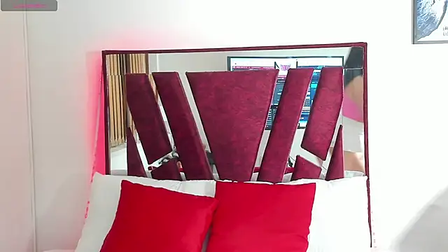 ReginaRosetti online show from October 29, 7:15 pm