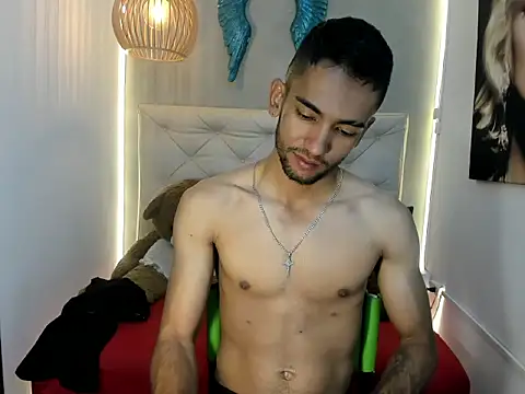 Snapshot of MaicolParker_ chatting on March 19, 12:53 pm MaicolParker online show from March 19, 12:53 pm