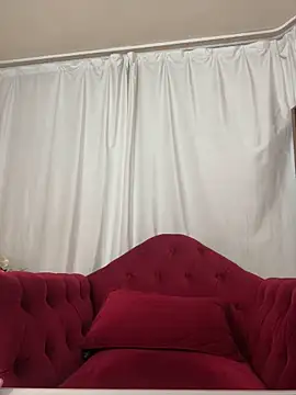 RubySkye online show from September 28, 8:20 am