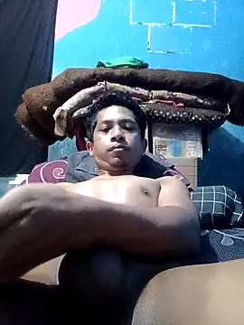 Snapshot of Doles11 chatting on November 13, 2:10 am Doles11 online show from November 13, 2:10 am