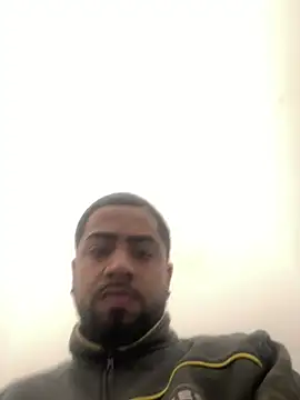 Bryan056  online show from April 13, 9:26 am