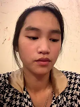 Snapshot of -Lie-06 chatting on October 1, 2:01 pm -Lie-06 online show from October 1, 2:01 pm