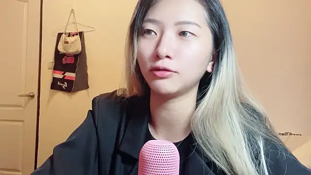 Snapshot of xu9920 chatting on September 16, 12:39 pm xu9920 online show from September 16, 12:39 pm