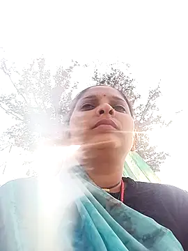 Snapshot of Hot_mamta55 chatting on November 29, 8:06 am Hot mamta55 online show from November 29, 8:06 am