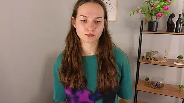 Patsy Lewis online show from September 17, 8:05 am