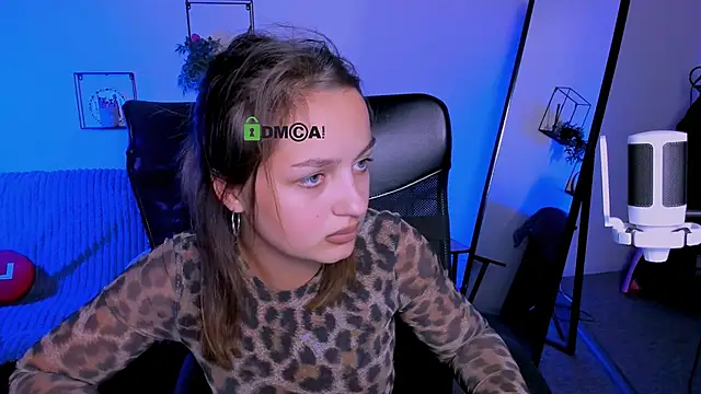 afina crazy online show from October 2, 11:23 pm