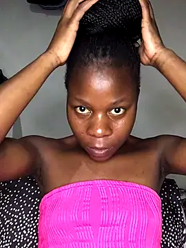 Crazyqueenxxx online show from November 19, 10:43 pm