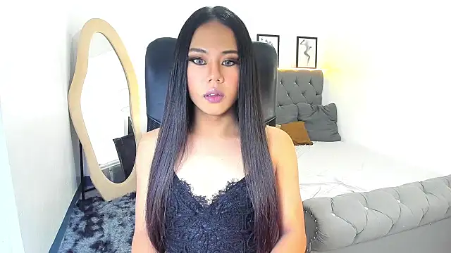 DashaKanelis online show from October 3, 8:28 pm