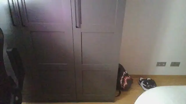 Snapshot of aaress22cm chatting on October 17, 9:39 pm aaress22cm online show from October 17, 9:39 pm