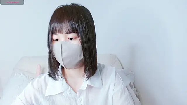 Snapshot of Zinzin_chan chatting on October 9, 3:04 am Zinzin chan online show from October 9, 3:04 am