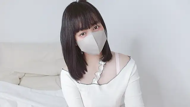 Snapshot of Zinzin_chan chatting on November 23, 7:08 am Zinzin chan online show from November 23, 7:08 am