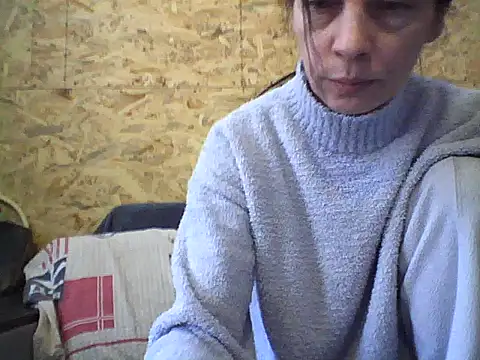 Snapshot of Milana38 chatting on October 15, 8:47 am Milana38 online show from October 15, 8:47 am