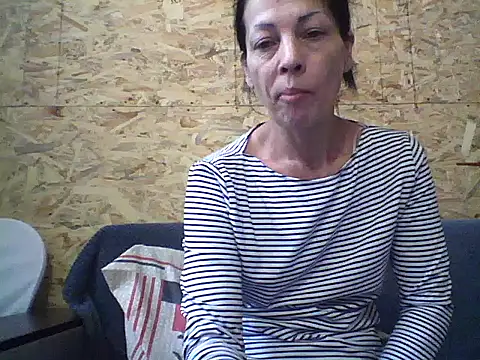 Snapshot of Milana38 chatting on November 12, 1:44 pm Milana38 online show from November 12, 1:44 pm