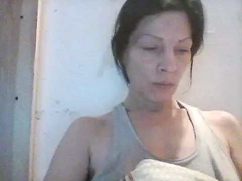 Snapshot of Milana38 chatting on April 20, 7:48 pm Milana38 online show from April 20, 7:48 pm