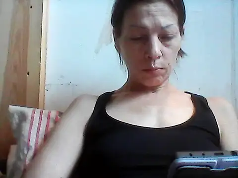 Snapshot of Milana38 chatting on June 23, 2:04 pm Milana38 online show from June 23, 2:04 pm