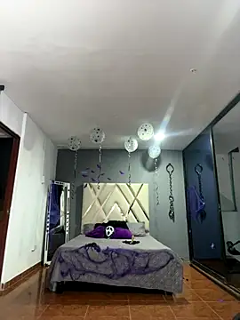 Sophia moons online show from October 24, 3:14 am