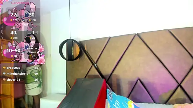 Snapshot of PenelopeGuzman__ chatting on April 21, 7:50 pm PenelopeGuzman online show from April 21, 7:50 pm