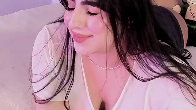 Camila Matinez  online show from December 16, 1:10 am