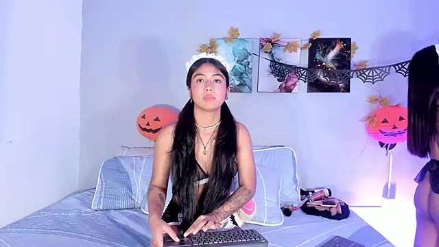 KimTayloor1 online show from October 30, 7:47 pm