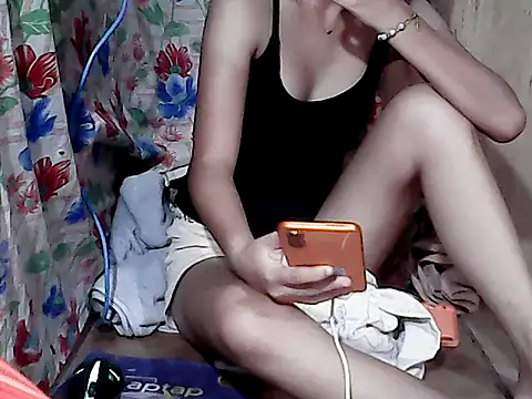 pinay-momm1682 online show from April 23, 9:52 am