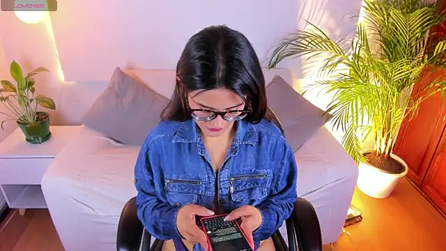 MeridaFox  online show from November 19, 5:02 pm