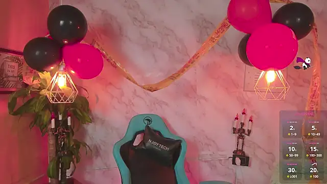 cristal herrera  online show from November 1, 4:36 am