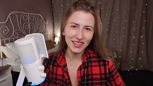 VesperaCeleste online show from November 9, 8:45 am