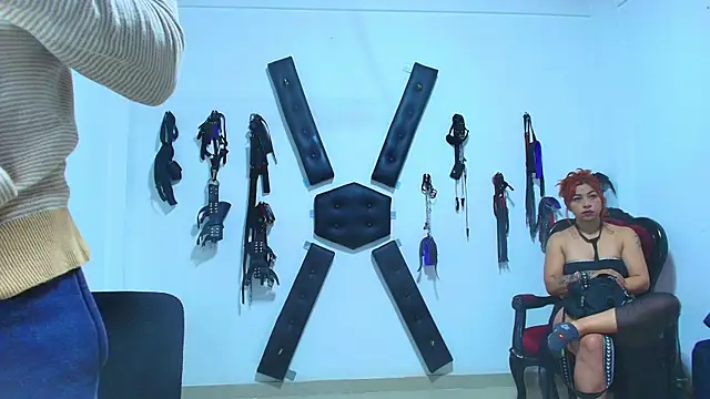 Snapshot of Adonis_artemis chatting on November 24, 3:01 pm Adonis artemis online show from November 24, 3:01 pm