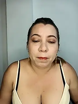 Snapshot of Yara1096 chatting on September 23, 9:23 am Yara1096 online show from September 23, 9:23 am