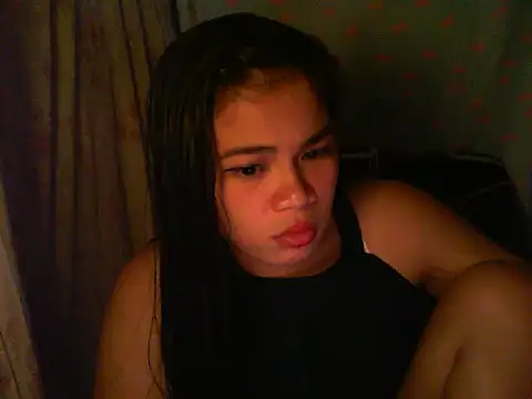 Snapshot of Zachariah_05 chatting on October 3, 1:57 am Zachariah 05 online show from October 3, 1:57 am