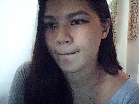 Snapshot of Zachariah_05 chatting on October 12, 4:33 am Zachariah 05 online show from October 12, 4:33 am