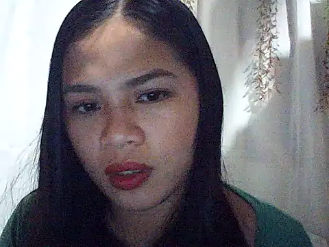 Snapshot of Zachariah_05 chatting on October 15, 12:49 pm Zachariah 05 online show from October 15, 12:49 pm