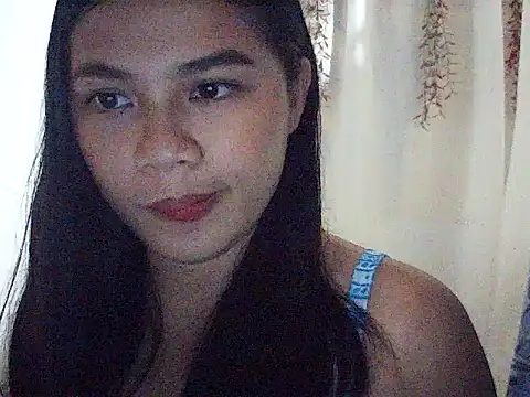 Snapshot of Zachariah_05 chatting on October 17, 1:09 am Zachariah 05 online show from October 17, 1:09 am