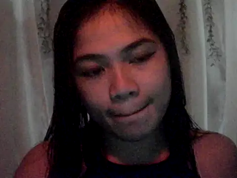 Snapshot of Zachariah_05 chatting on October 26, 6:08 am Zachariah 05 online show from October 26, 6:08 am