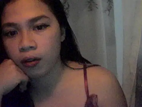 Snapshot of Zachariah_05 chatting on October 27, 1:20 am Zachariah 05 online show from October 27, 1:20 am