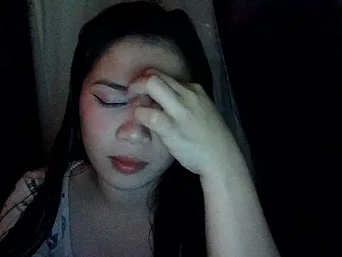 Snapshot of Zachariah_05 chatting on February 20, 7:21 am Zachariah 05 online show from February 20, 7:21 am