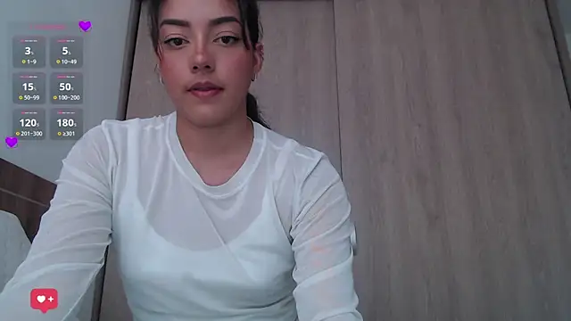 Snapshot of WendySuns_ chatting on October 27, 6:01 pm WendySuns online show from October 27, 6:01 pm