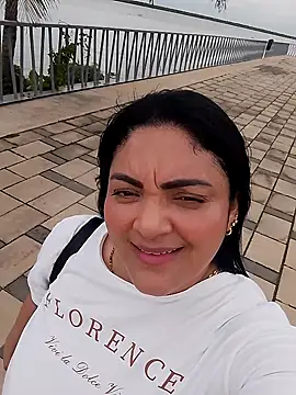 Snapshot of tiffany_Johnson1 chatting on October 24, 9:11 pm tiffany Johnson1 online show from October 24, 9:11 pm