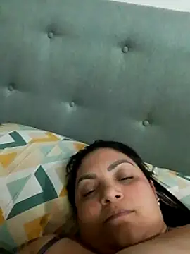 Snapshot of tiffany_Johnson1 chatting on November 5, 2:22 am tiffany Johnson1 online show from November 5, 2:22 am