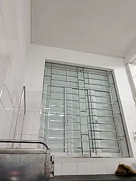 Lyly nuce online show from October 10, 2:05 pm