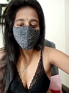 Snapshot of Softecho-03 chatting on February 13, 10:17 pm Softecho-03 online show from February 13, 10:17 pm