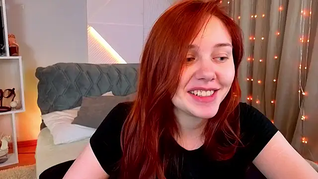 Snapshot of PollyVinice chatting on November 26, 12:06 pm PollyVinice online show from November 26, 12:06 pm