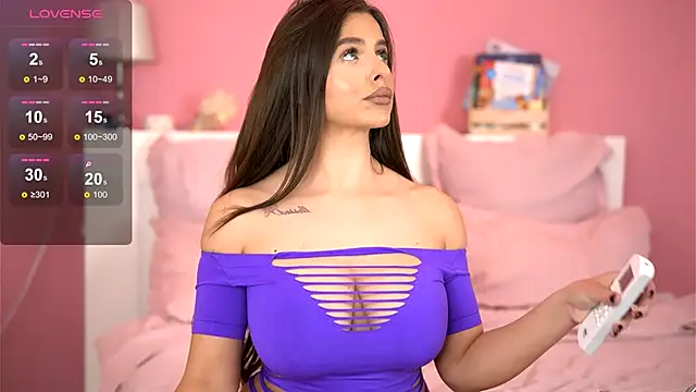 DeborahLowe online show from November 17, 9:48 am