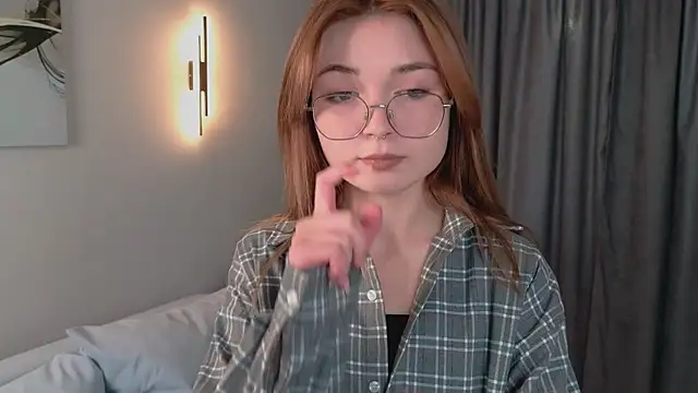 Susan Gardner online show from October 2, 2:02 pm