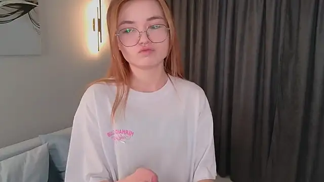 Susan Gardner online show from October 22, 6:02 am