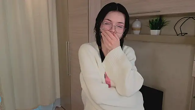 Susan Gardner online show from November 20, 6:13 am